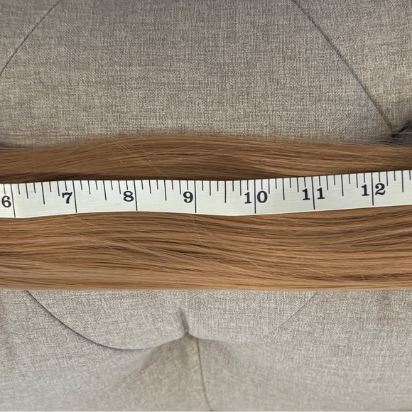 Natural Blonde Hair Extension - Picture 2 of 3